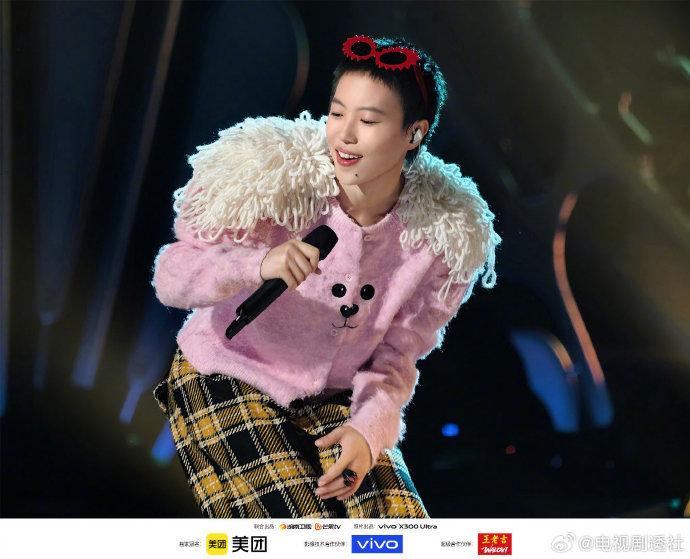 歌手抢位赛赛制 齐豫老师对万妮达，这什么神仙打架啊，一个仙气一个swag，我直接
