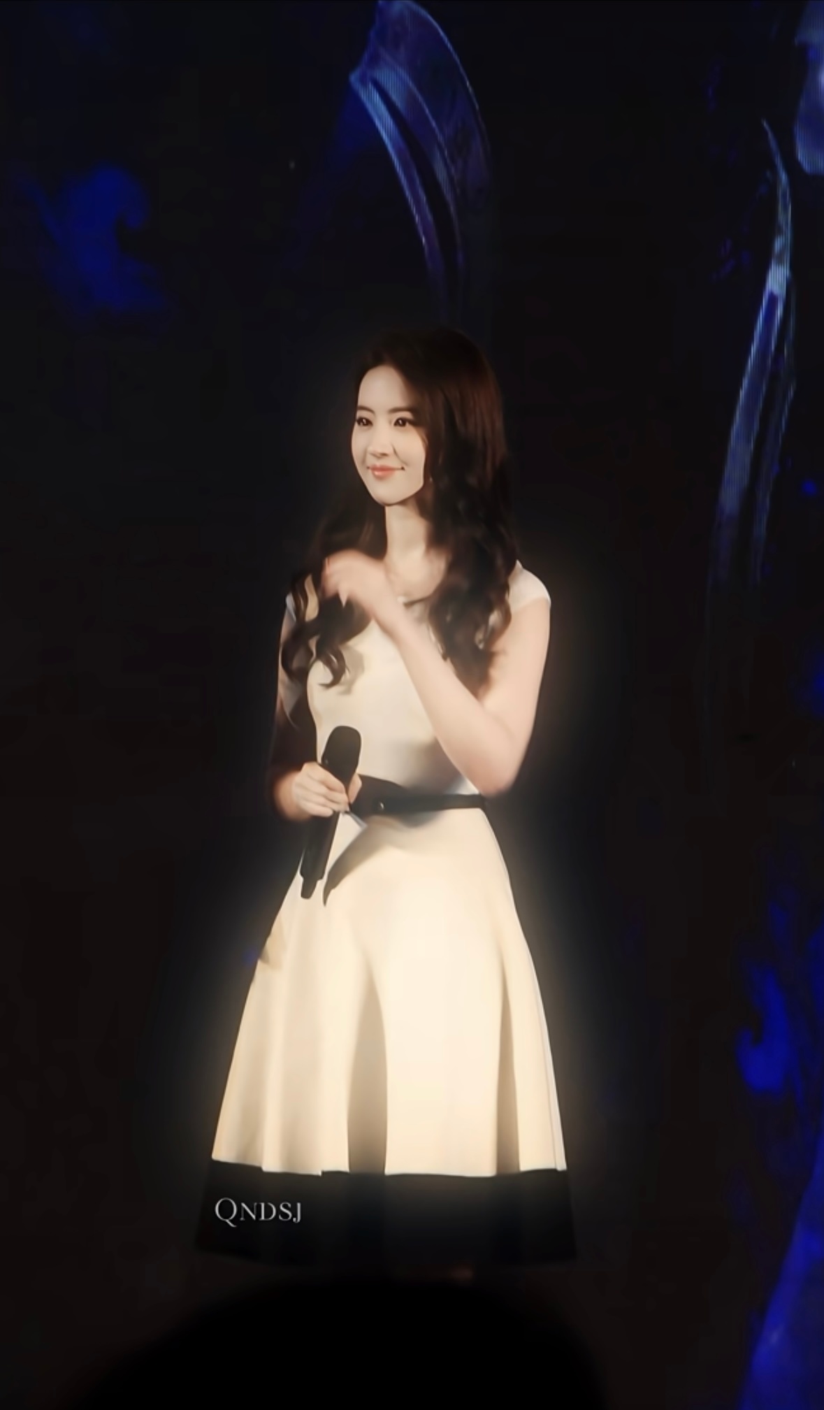 嗑颜bot 刘亦菲  一只清纯懵懂的小鹿 