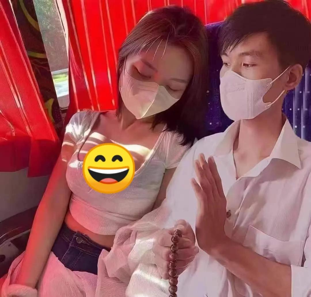 目测以这位大师的修为，能抗多久[耶]