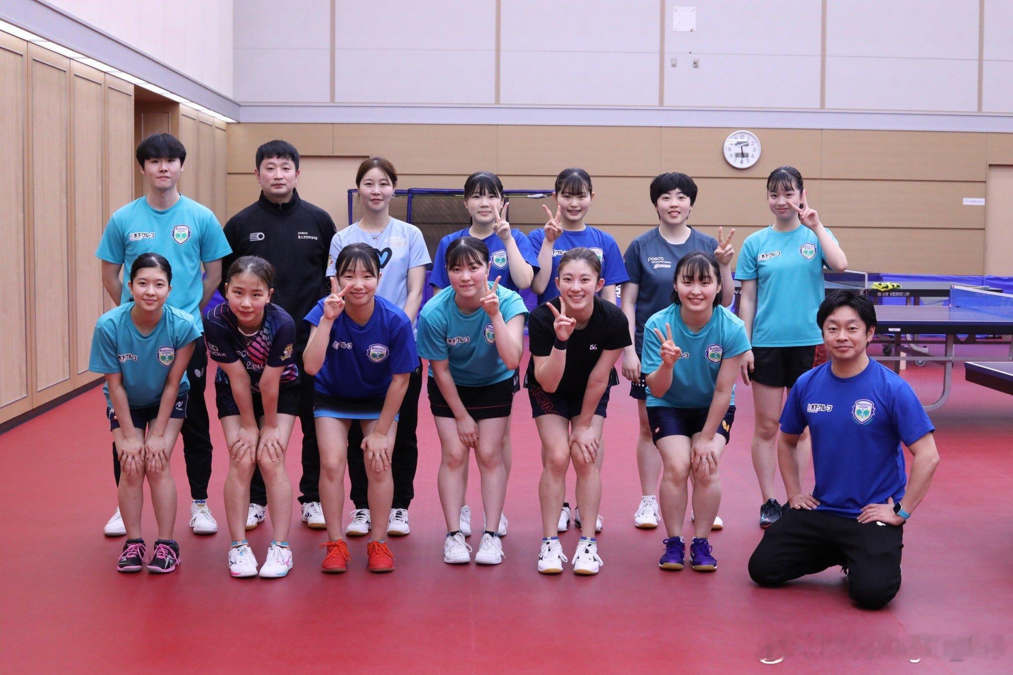 12/4~8日本木下与韩国・POSCO浦项制铁柳韩娜等球员🇰🇷进行了联合练习