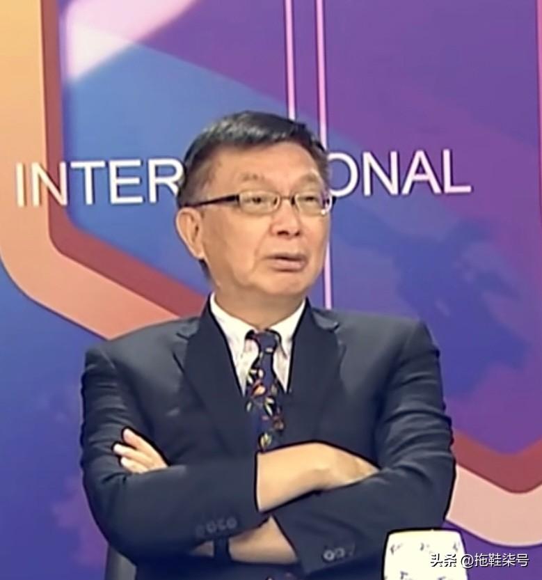 台湾时事评论员苑举正：大陆同胞对我特别好，把我当自己的家人看待。但在台湾却有很多