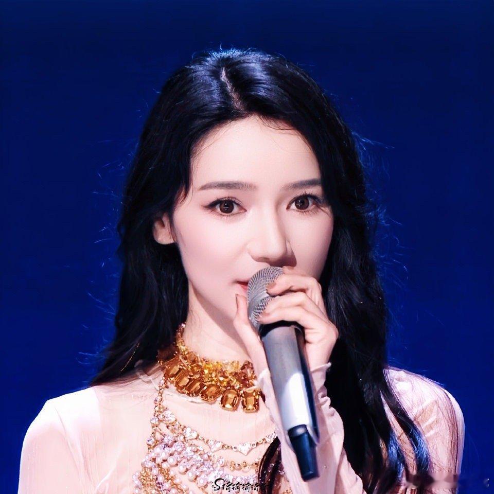 从演员到舞台新人，代斯希望突破自己，乘风之旅值得期待代斯希望突破自己乘风2026