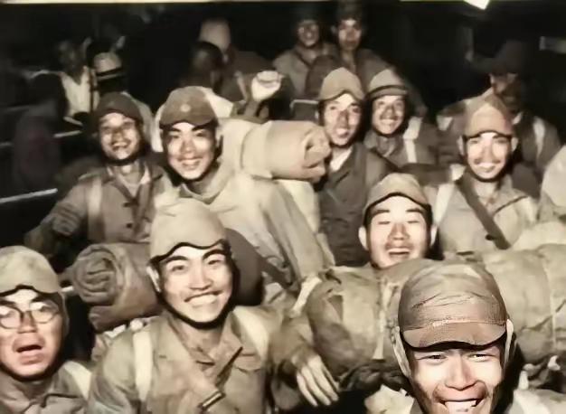 1946年，最后一艘遣返日本人的轮船开船前，负责遣返的李修业将军登上甲板，他说：