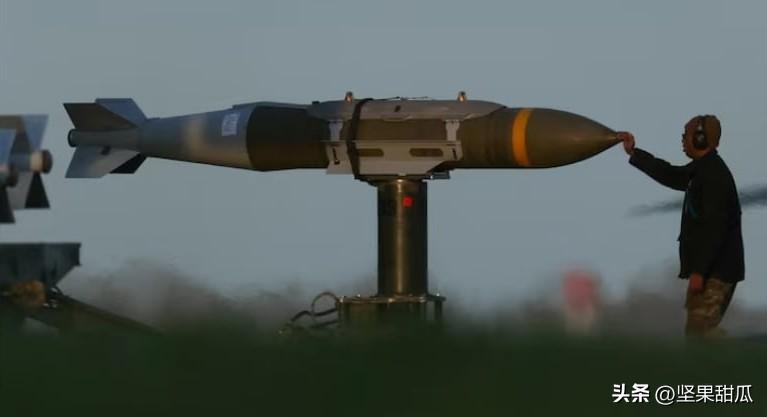 瑞士这次继续中立到底，瑞士已暂停向美国发放武器出口许可证，理由是其在伊朗战争中奉