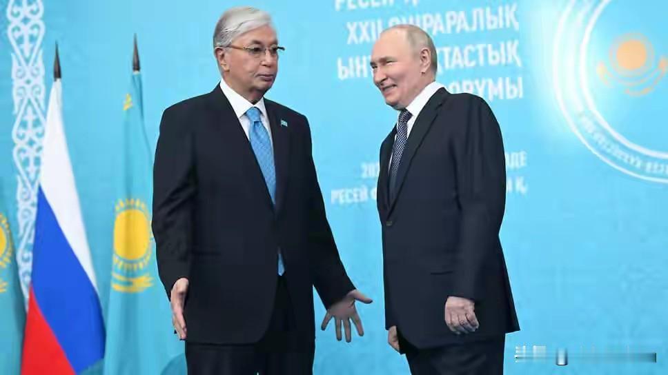 从现在开始普京要进入进退两难的境界，面对说客，普京不能发火不给面子，也不能放软话