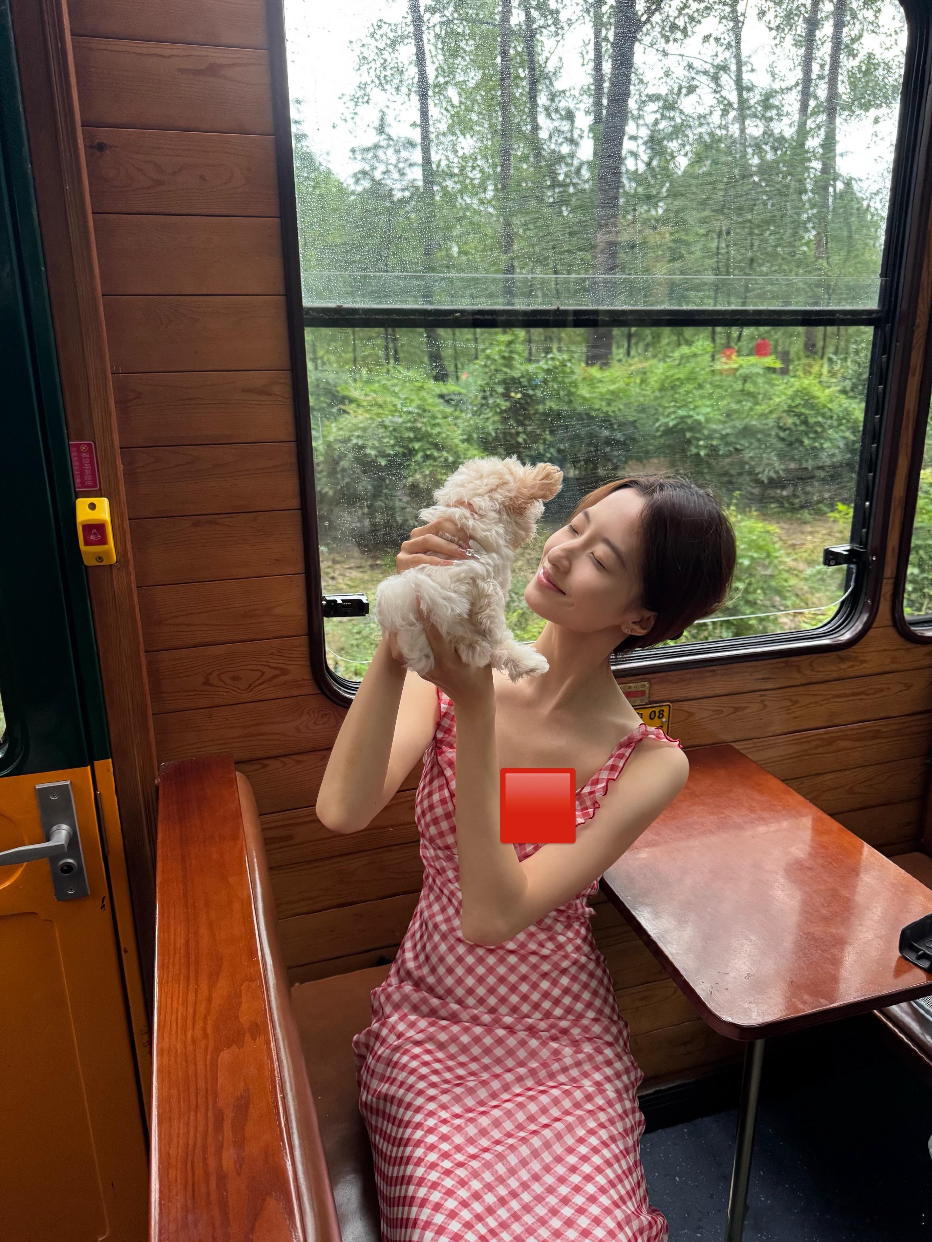 第一次带小酒窝出门🥰 ​​​