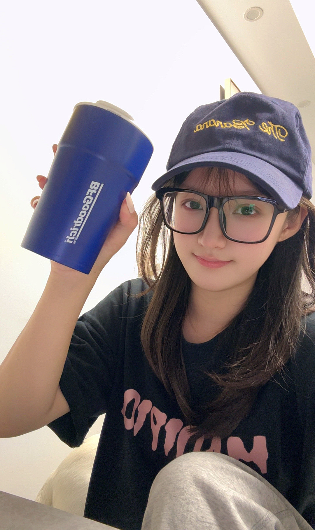 天气越来越冷了～给友友们抽2个咖啡杯不喝咖啡也要记得多喝热水[给你小心心]评论就