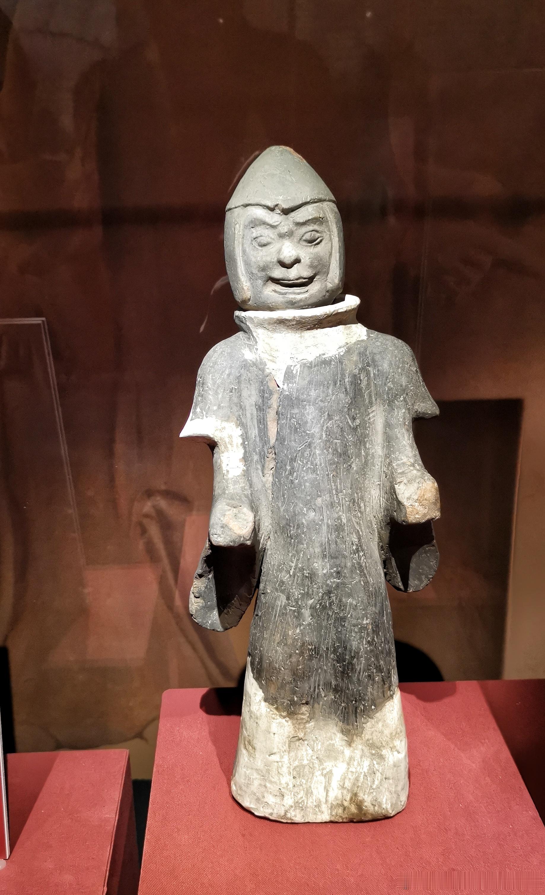 #约会博物馆# 襄阳博物馆新馆中的武士俑 ​​​