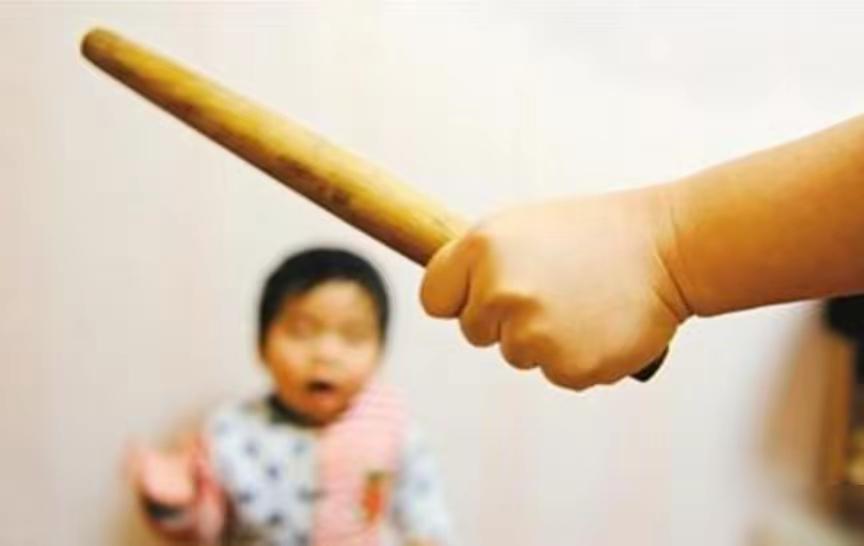 “你这在用‘打骂’教育孩子吗”

你还在用“打骂”教育孩子吗？你知道吗？这种方法