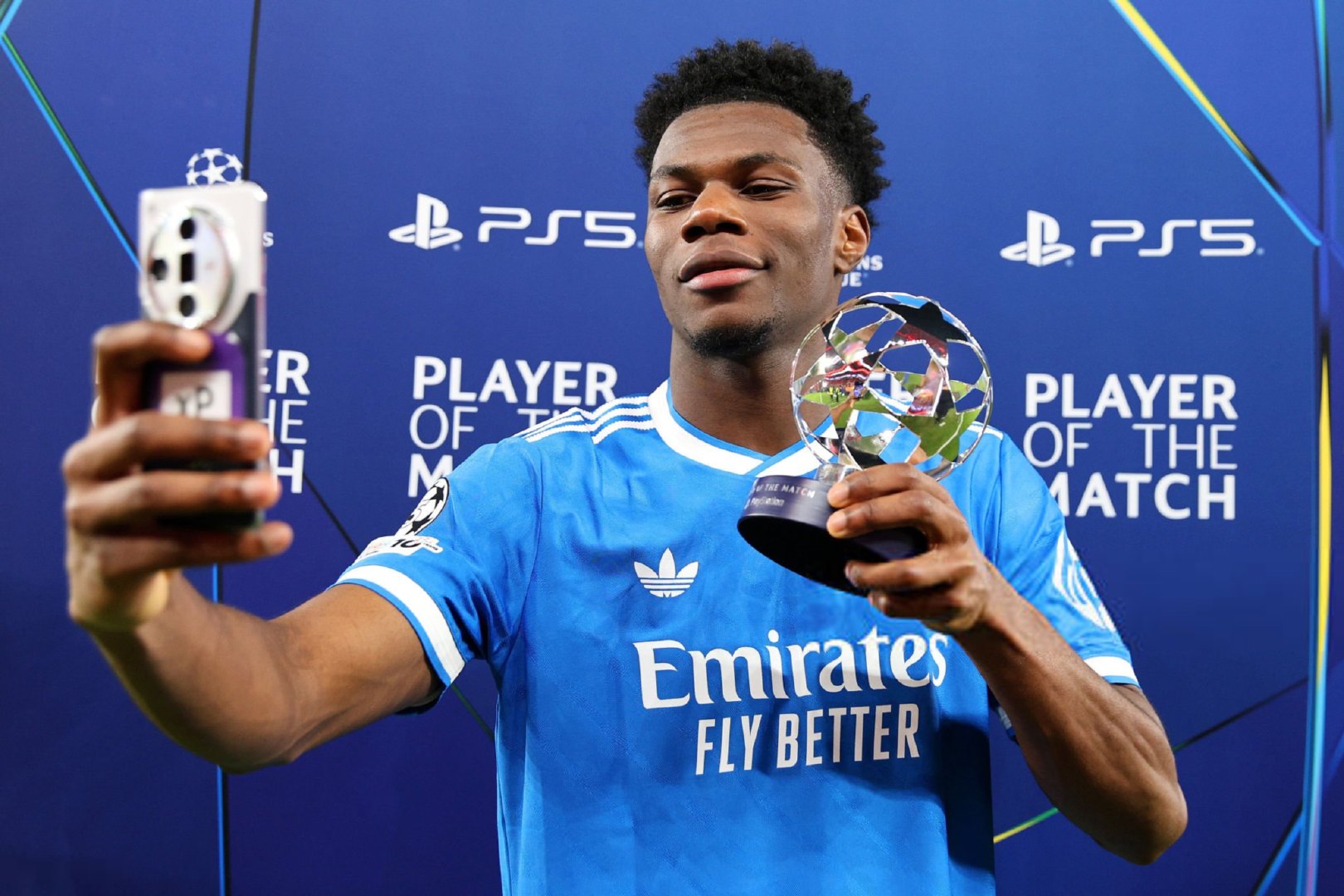 Rubén Martín：楚阿梅尼今天做了体检，一切正常，并无大碍，只是有些不适