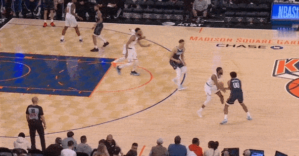 克里斯蒂观察：手感滚烫射进8记三分，高效砍下26分助队大胜——转换追身三分图1克