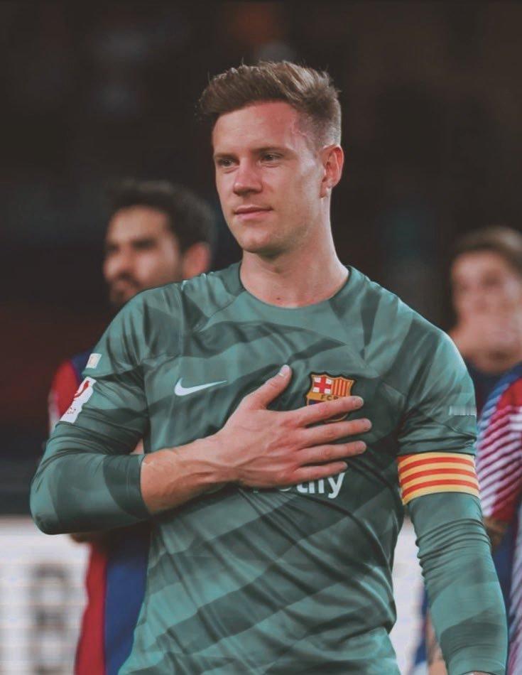 最近一次问鼎欧洲之巅的最后一员也暂别巴萨，那支拥有MSN的传奇球队里的最后一员特