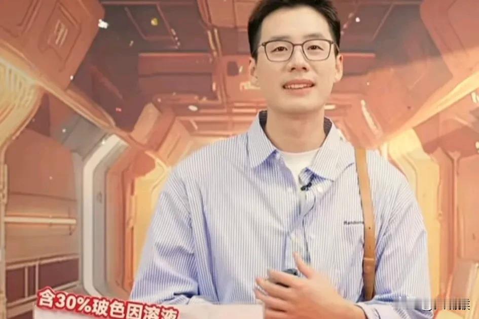 顿顿怼人好搞笑，
看到有朋友一直在评论区，
问他有没有女朋友，
他回怼说，
这位