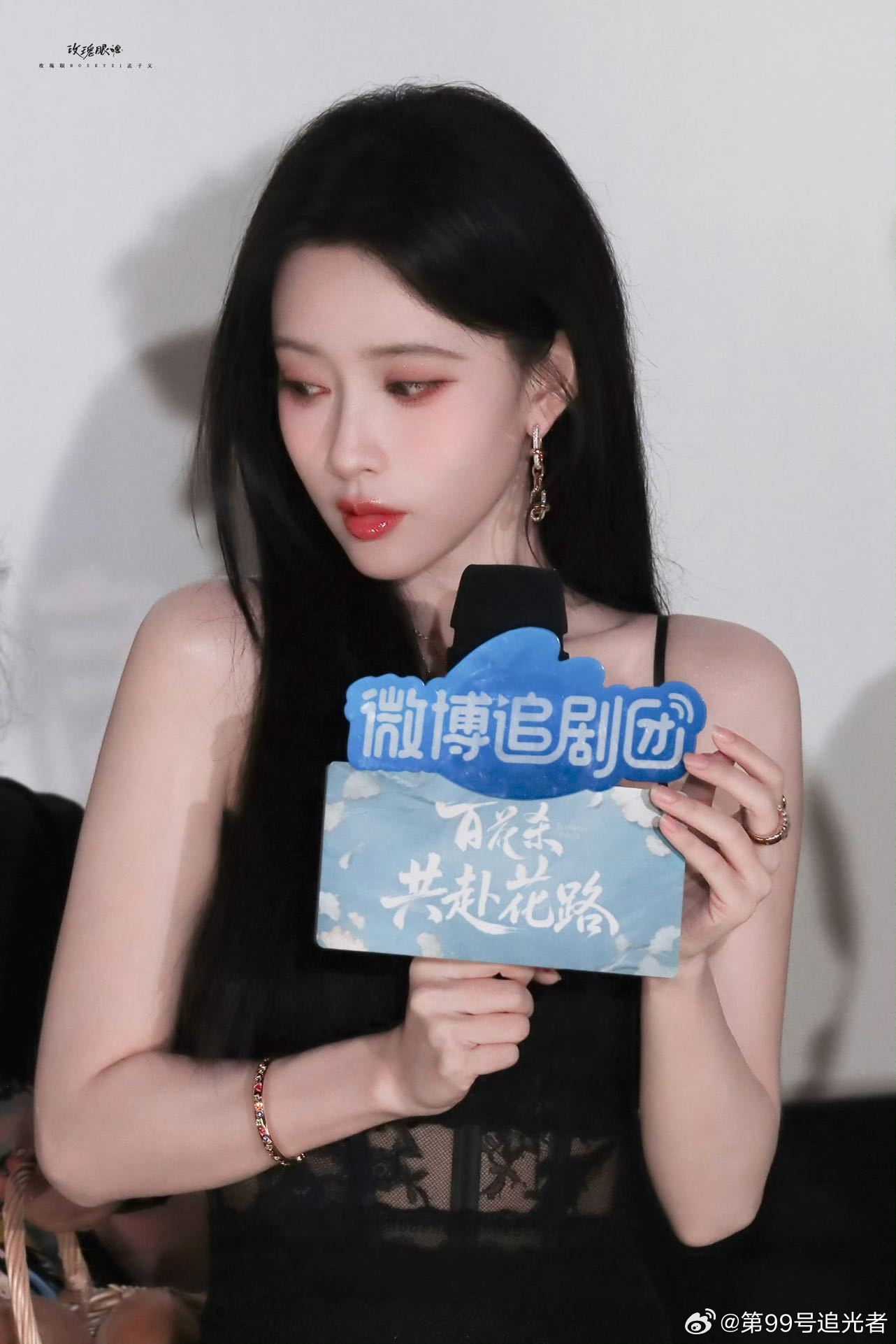 孟子义会哄多哄 谁懂啊，昨天还在评论区可怜巴巴地求安慰，今天就被孟姐稳稳接住了情