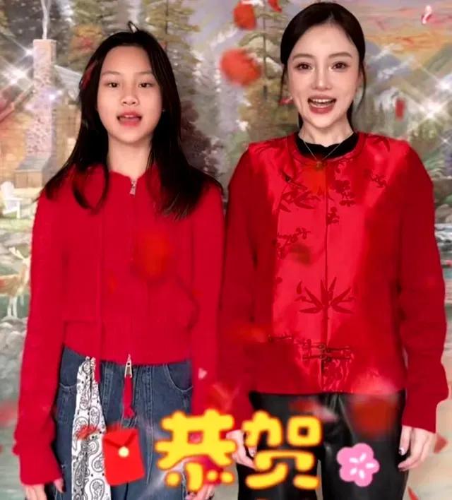 李小璐女儿甜馨，罕见被骂上热搜！

2月12日，一向备受网友喜爱的甜馨，突然被骂