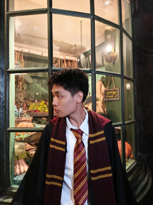 敢玩爱玩！惊彩环球季又来啦👻越夜越好玩