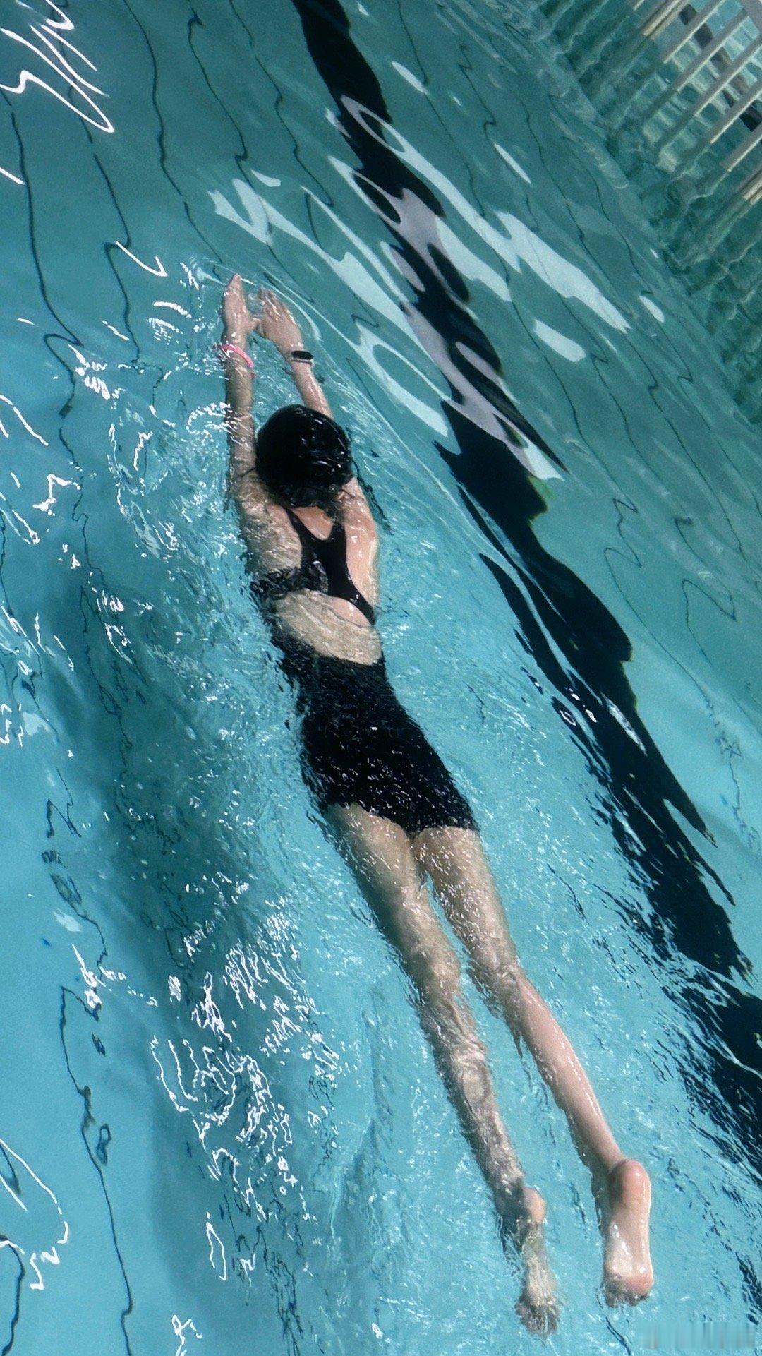 🏊🏻‍♀️ ​​​