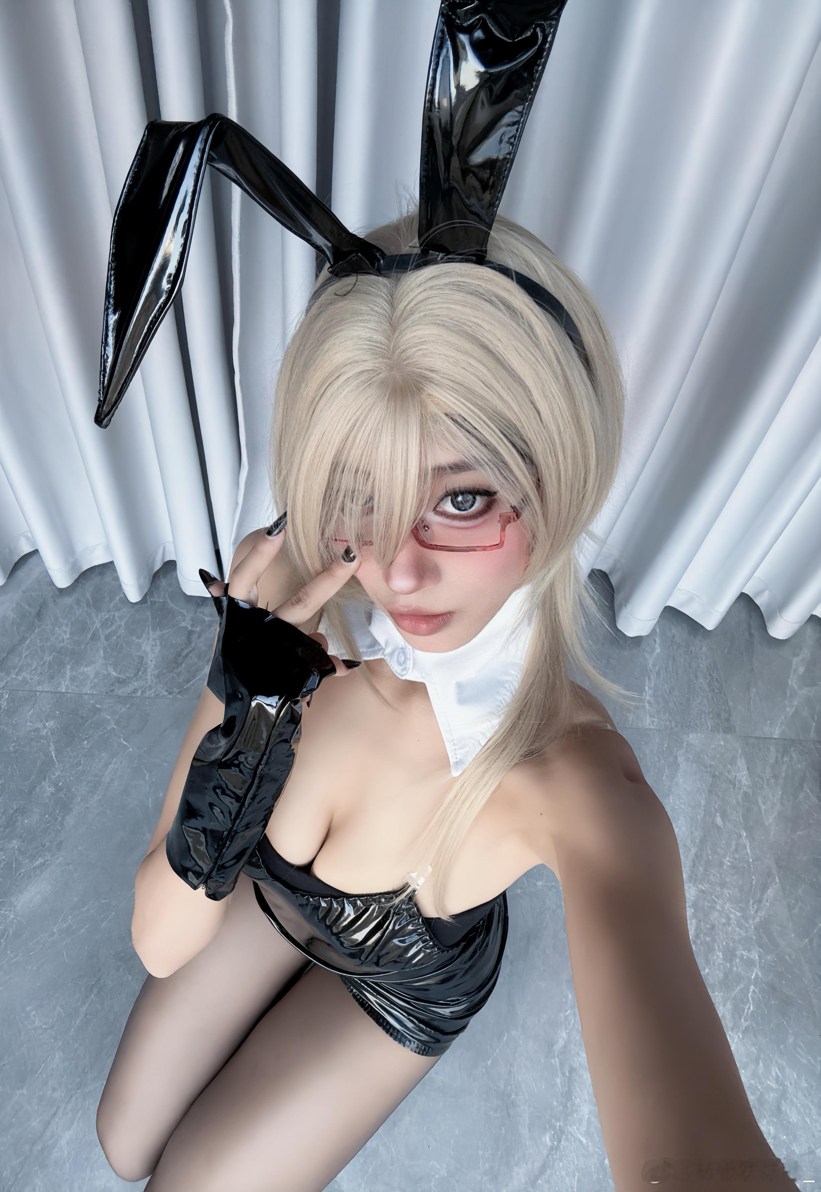 还是更个兔兔🐰 