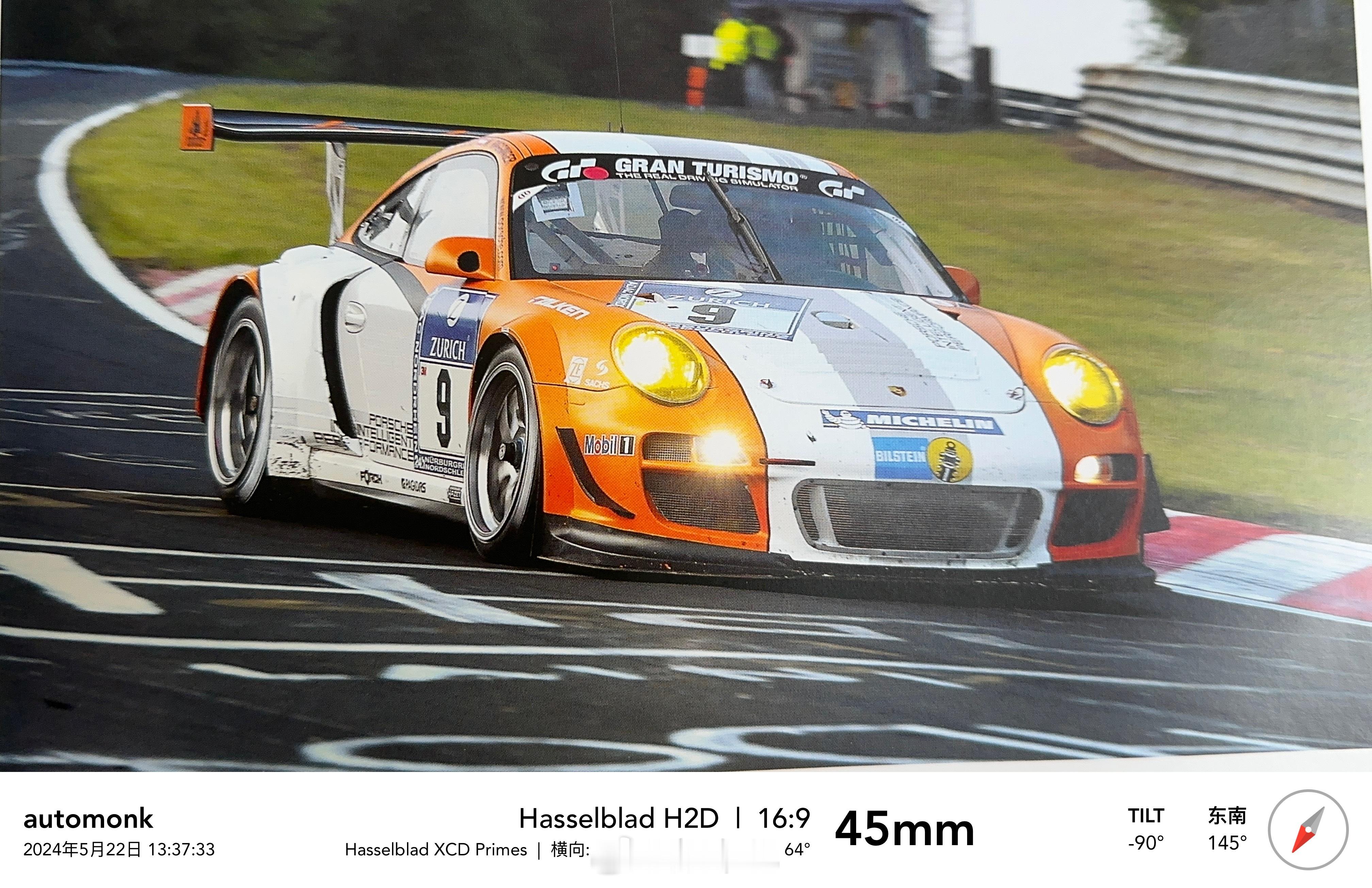 2010年997 GT3 R Hybrid赛车，搭载了一台480马力的4.0L6