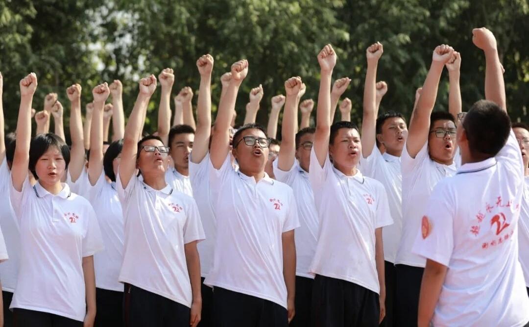 衡水一中学陷入生存危机？昨天深夜发布声明（详见附图）！衡水安平志臻中学，在校生2