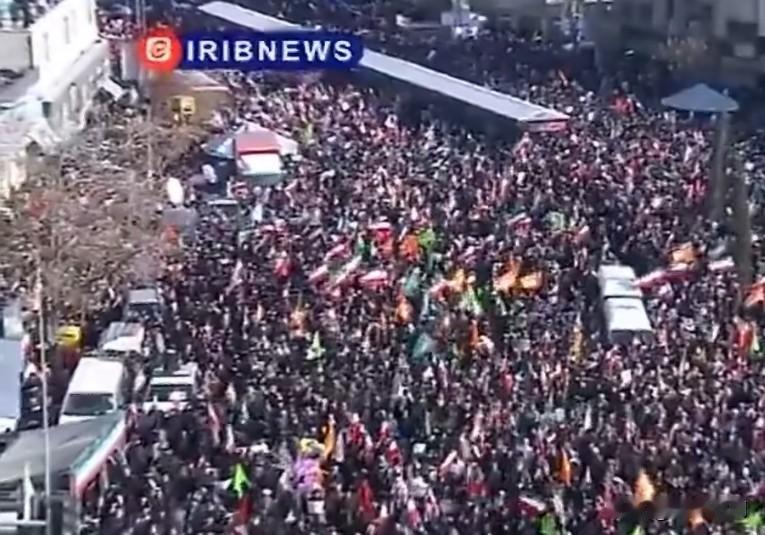 美国观察家：

世人根本不懂伊斯兰共和国的心态。

他们不是在追求个人致富），也