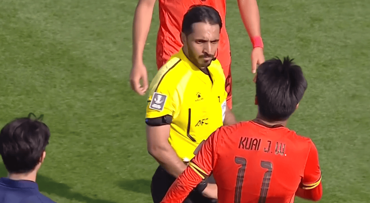 没停哨！执法中泰U23小组赛的马里将执哨半决赛日韩之战