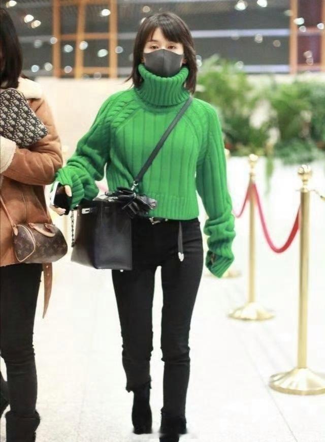 没有王子文驾驭不了的颜色，也没有王子文搭配了不了的服装。过年穿绿色，一年畅通无阻