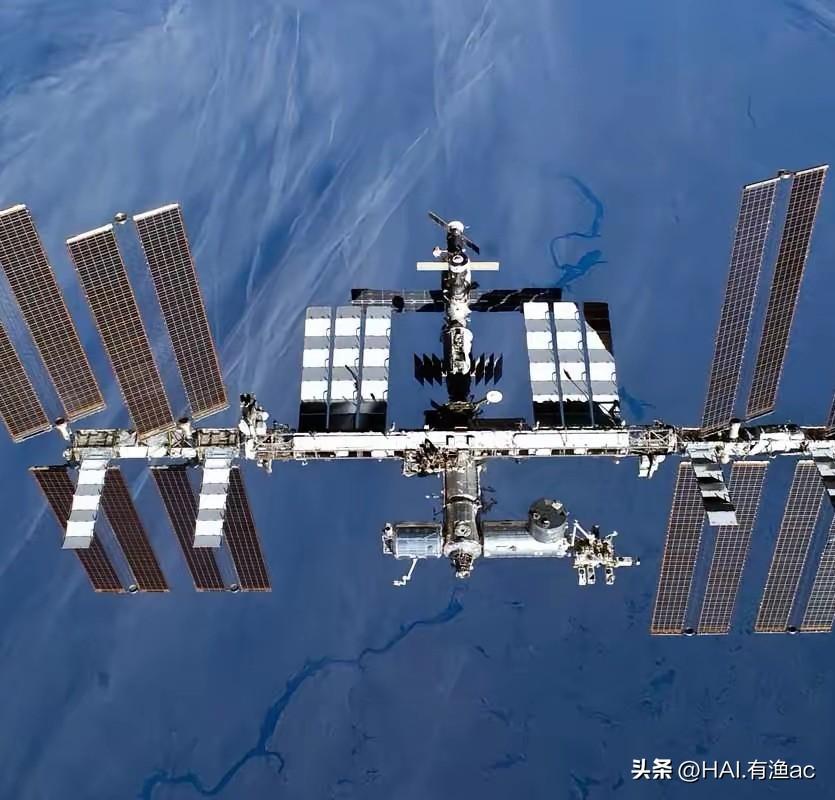 马斯克为什么推崇“太空算力中心”？未来什么时候可以实现？

马斯克推崇“太空算力