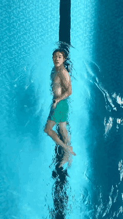 水中散步
一样可以很优雅[赞]