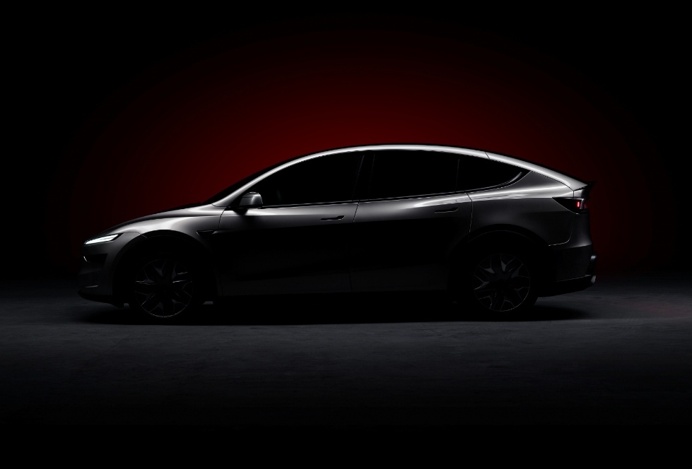 国产六座SUV火出圈，特斯拉也来啦——加长版Model Y定名“Model Y 