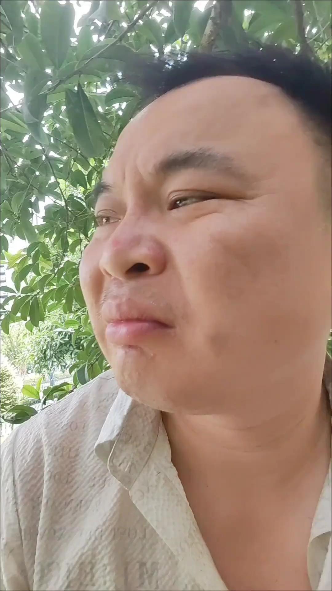 兄弟们，我今天重仓多多了，我不管了，没有办法，想回本只能重仓猛干了，不知道它行不