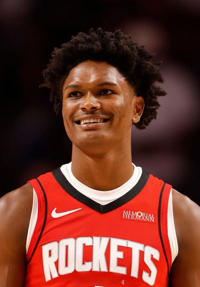 阿门：“我喜欢看这类球员打球，看他们抓住机会如何进攻。我也很欣赏他们掌控全场的能