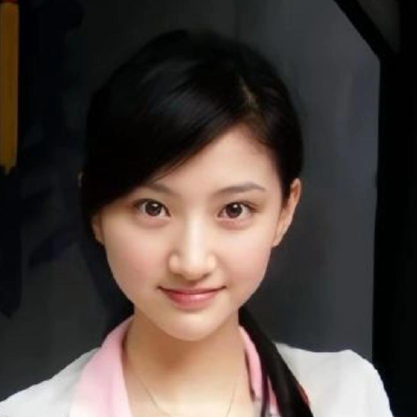 景甜这个人，
她的人品怎么样，
我不做评价，但有一点不可否认，她的底子一直都很好