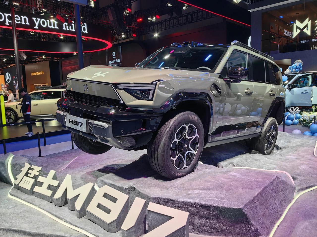 相貌不分美丑，气质品行，才是立身根本；选车亦是如此。

男人脸型方圆，财运自会稳