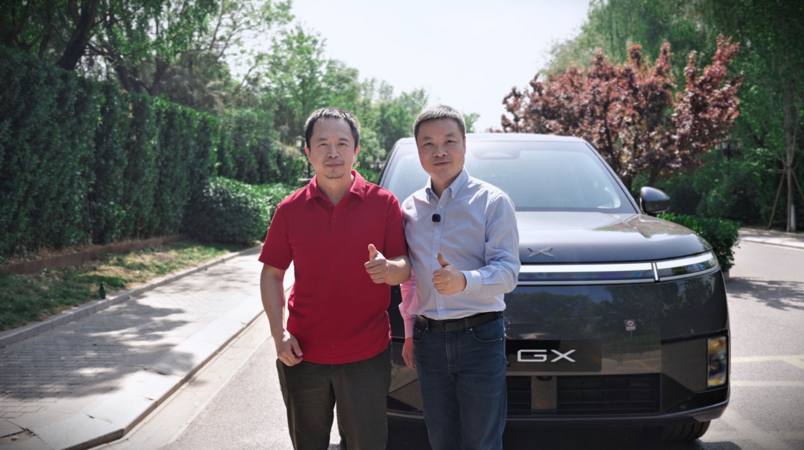 何小鹏和朋友们聚会品鉴小鹏GX，一场私享品鉴会，几乎集结了中国科技产业的半壁江山