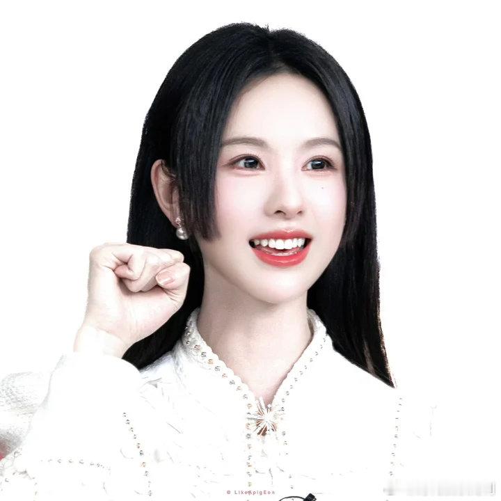 陈都灵最近的自拍练习成果展示陈都灵晒自拍陈都灵最新自拍状态超绝，脸型精致线条优越