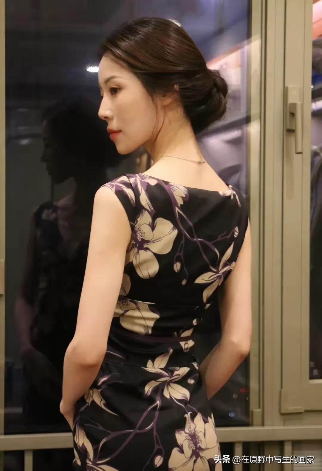 女人如何穿出含蓄的性感?