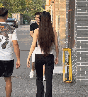 那哥们己看透这哥们心思了，预判了他的预判![捂脸]