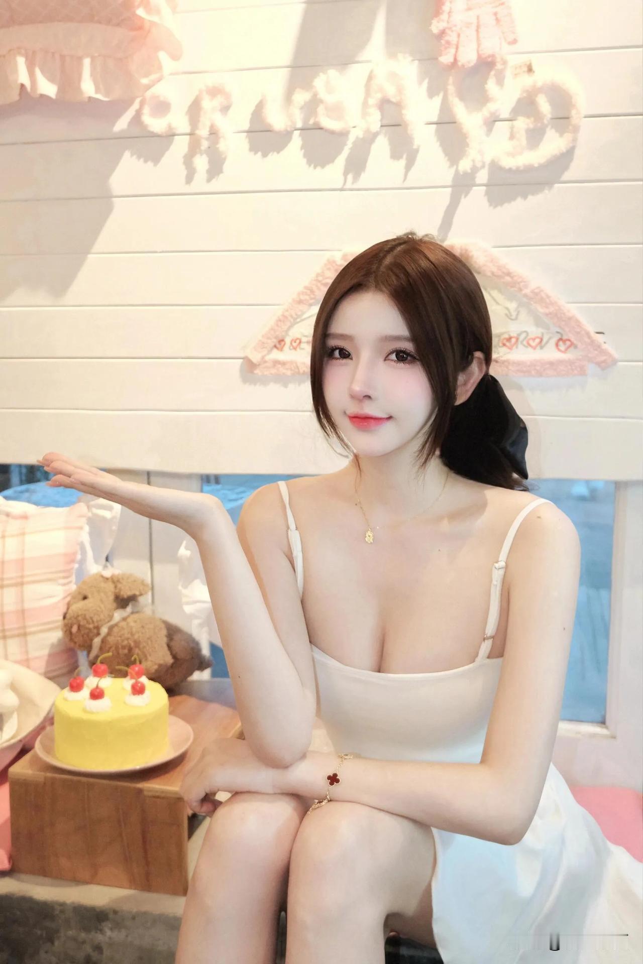 甜美萝莉，清新动人