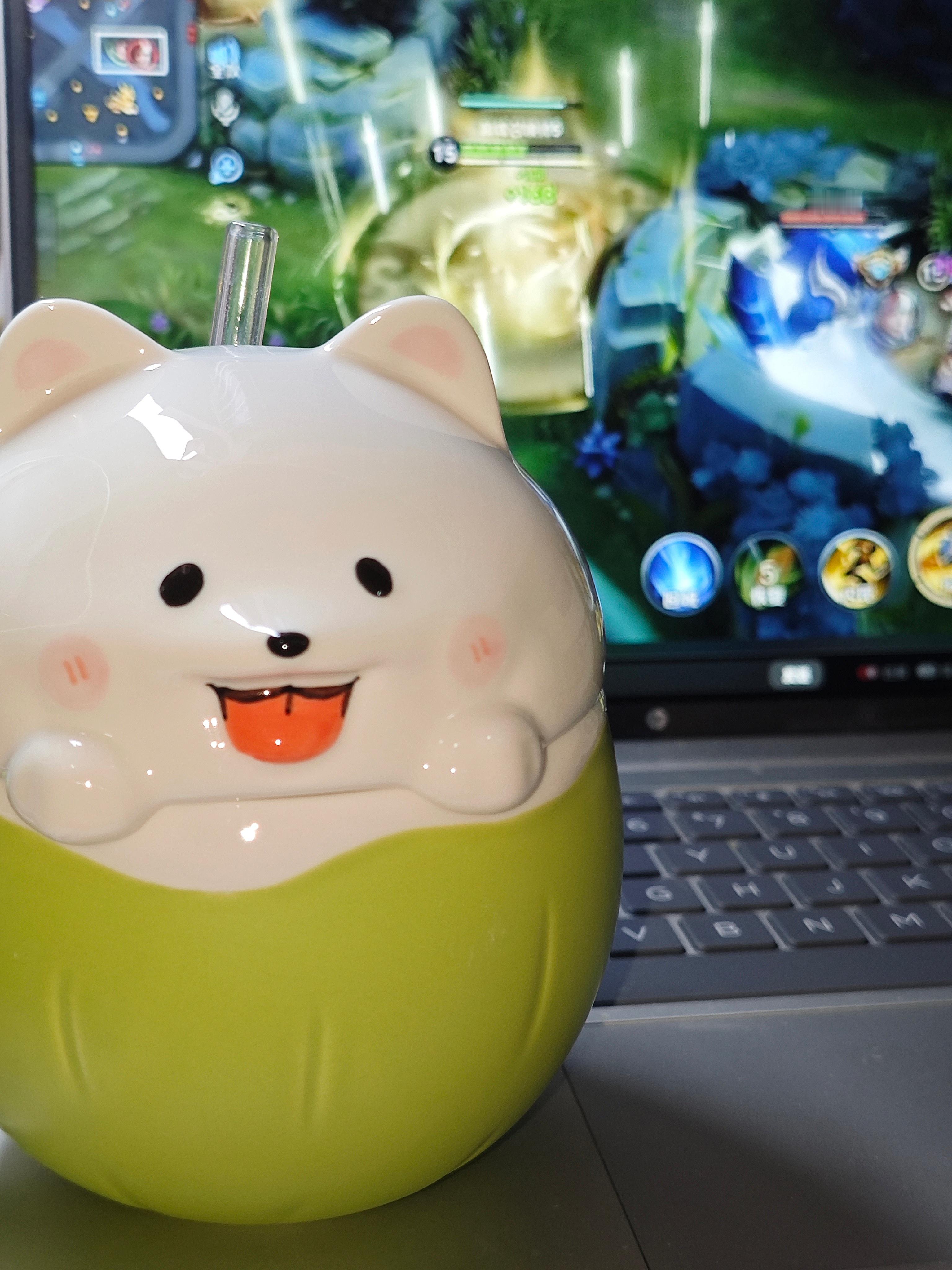 朋友送了我一个萌萌的杯子😸 