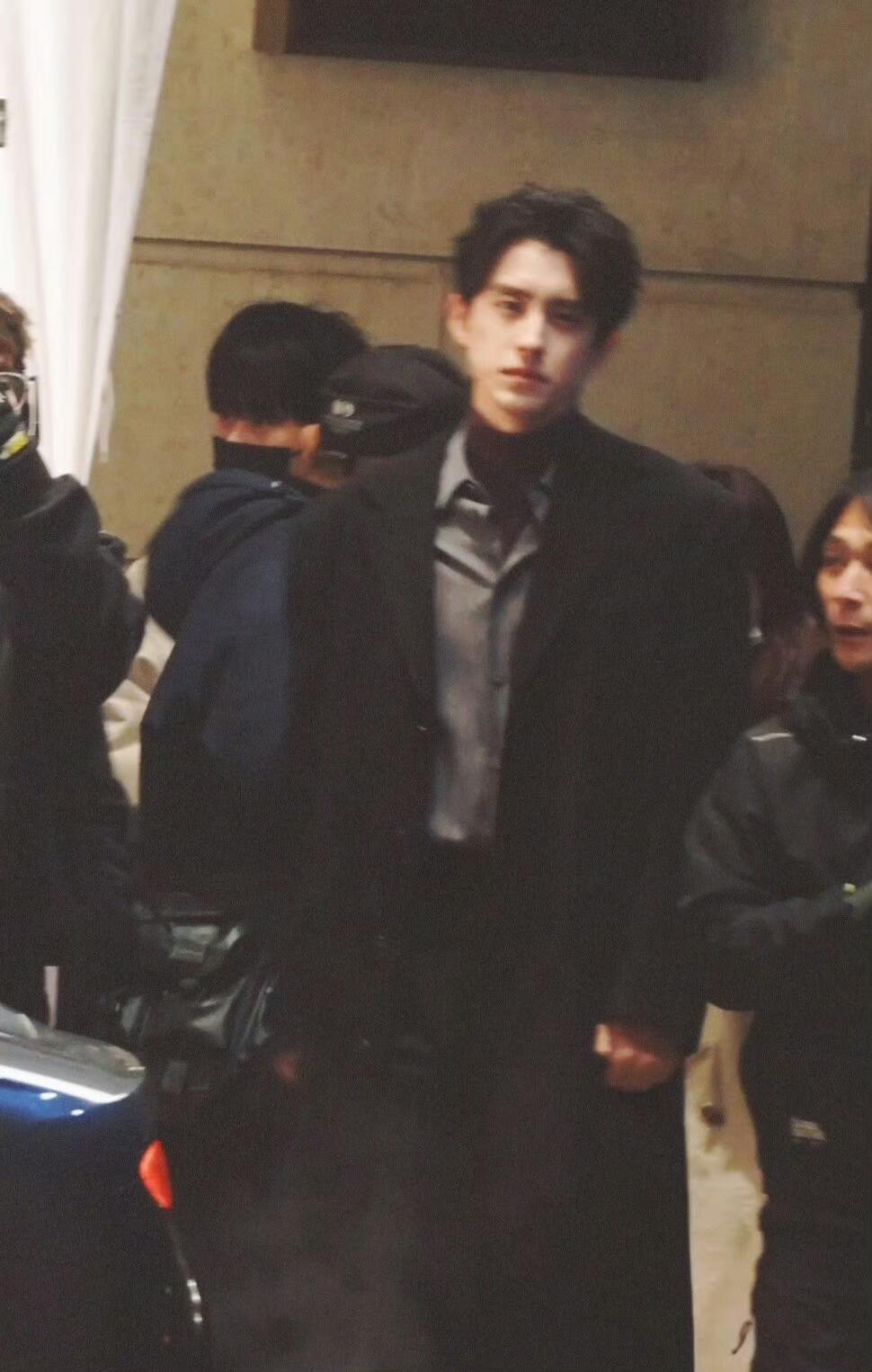 敖瑞鹏回应变帅敖瑞鹏大方回应变帅的话题，这份从容太加分了。他不仅外形亮眼，性格还