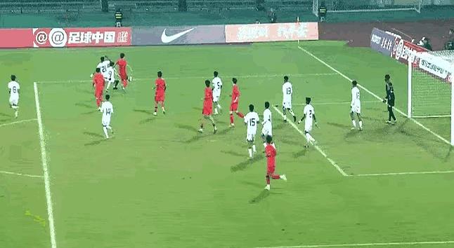 足球亚少赛U17预选赛，国足U17队员万项连续四场有进球。
 

昨天踢斯里兰卡