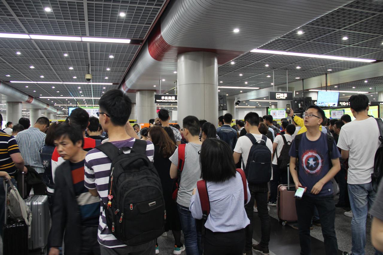 广州地铁文化（55）

广州地铁三线、四线换乘站有多少个？


目前已开通的三线