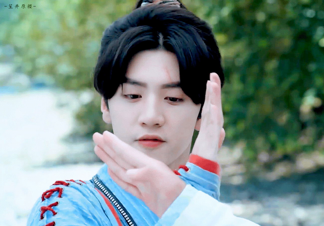 绝代双骄播出六周年 陈哲远绝代双骄江小鱼开播六周年快乐！古灵精怪具有江湖气、天下