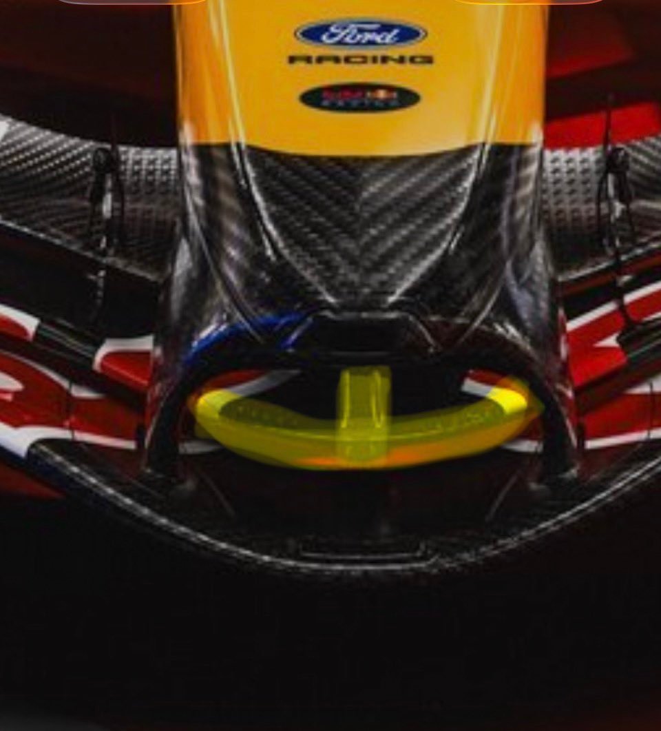 红牛官图中，展示的新车鼻锥细节有点意思📷 