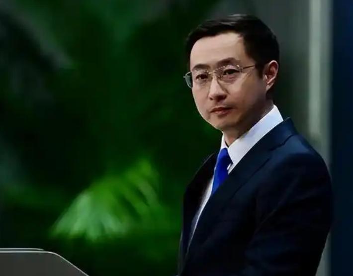 中国外交是不是正在走向所谓“朝贡体系”？近期，一些西方媒体和学者在讨论中国外交政