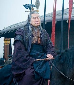 “指鹿为马”不是赵高失智，是秦朝集体装睡的现场直播！2200年了，我们终于该听懂