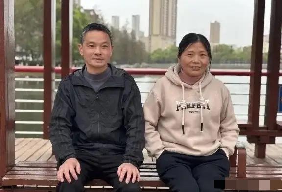 “这样的人品全国罕见！”男子离异后，1岁女儿被判给前妻，两人从此再无交集！不料，
