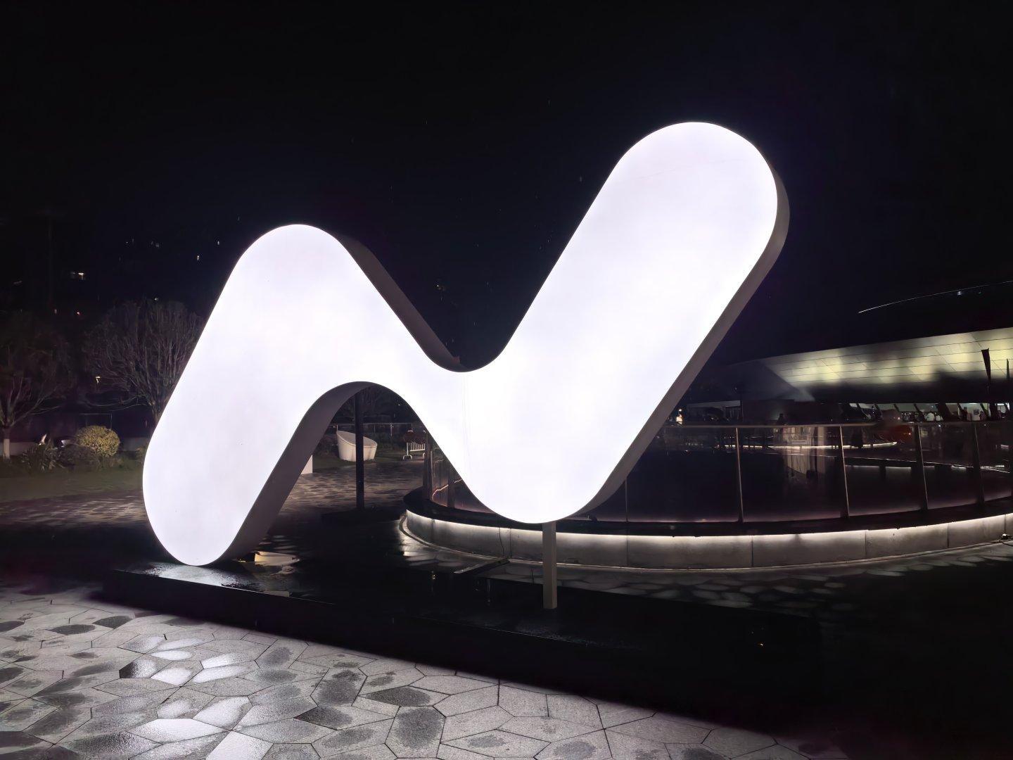 智能双仓大五座 SUV乐道l80 来了 杭州·中国杭州电竞中心