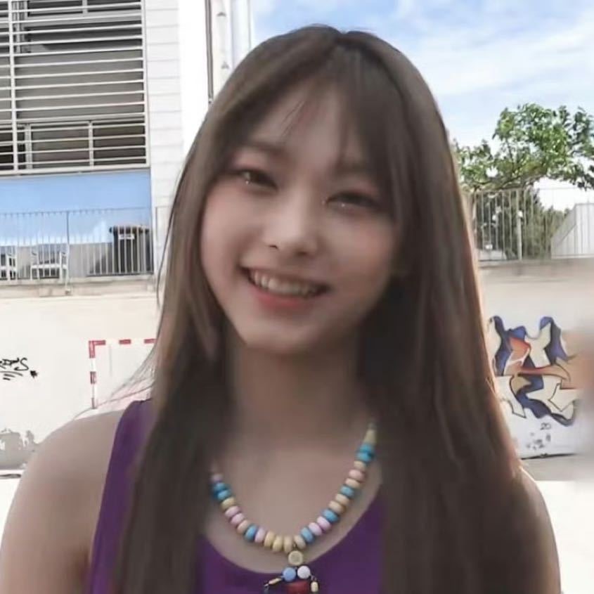 姜海粼 haerin ₍˄ ₗ   ̫ ₗ ˄₎◞♥ 